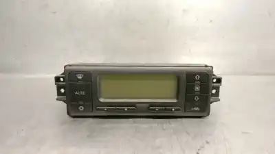 Pièce détachée automobile d'occasion COMMANDE DE CLIMATISATION / CHAUFFAGE pour SEAT LEON (1M1)  Références OEM IAM 1M0820043C 5HB00797801 HELLA 1M0820043G
