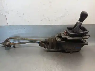 Pezzo di ricambio per auto di seconda mano Leva Del Cambio per AUDI A4 B6 (8E2) 1.9 TDI Riferimenti OEM IAM 8E0711025  8E0711055