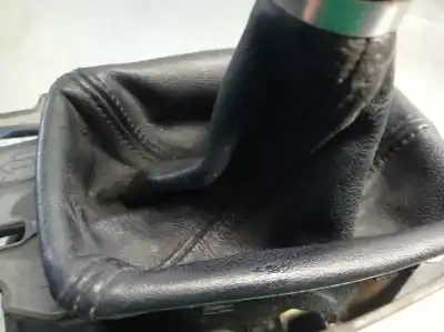 Pezzo di ricambio per auto di seconda mano leva del cambio per audi a4 b6 (8e2) 1.9 tdi riferimenti oem iam 8e0711025  8e0711055