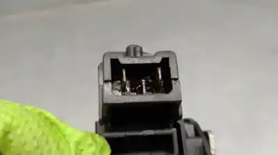 Автозапчасти б/у замок передней правой двери за dacia dokker express furgoneta/monovolumen 1.6 lpg ссылки oem iam 805025267r  805025267r