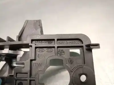 Автозапчастина б/у ліва передня внутрішня ручка для kia stonic (yb) 1.2 cvvt посилання на oem iam 82613h8500  82610h8500lef