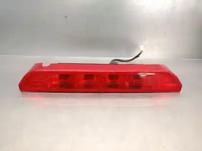 Автозапчасти б/у центральный стоп-сигнал за kia stonic (yb) 1.2 cvvt ссылки oem iam 92700h8400