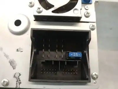 Second-hand car spare part audio system / radio cd for audi a4 b7 (8ec) 2.5 tdi oem iam references 8e0035192d  8e0035192s