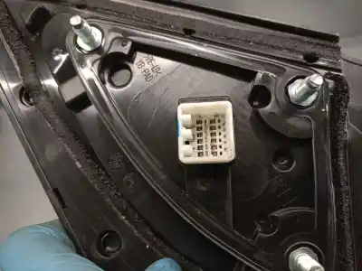 Автозапчастина б/у правий задний огляд для kia stonic (yb) 1.2 cvvt посилання на oem iam 87620h8050  87620h8050