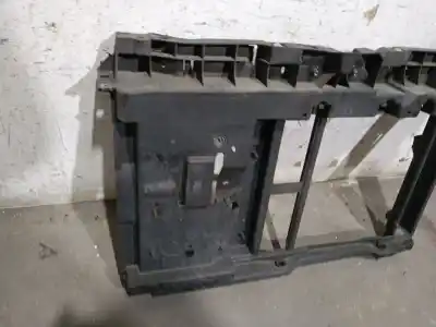 Автозапчасти б/у передняя решетка радиатора за peugeot 207/207+ (wa_, wc_) 1.4 hdi ссылки oem iam 7104ac  7104ac