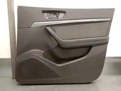 Pezzo di ricambio per auto di seconda mano Rivestimento Porta Anteriore Destro per SEAT ATECA (KH7, KHP) 2.0 TDI Riferimenti OEM IAM 575867132  575867012K