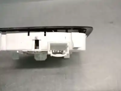 Автозапчастина б/у внутрішне світло для dacia duster (hm_) 1.0 tce 90 посилання на oem iam 264602953r  264305149r