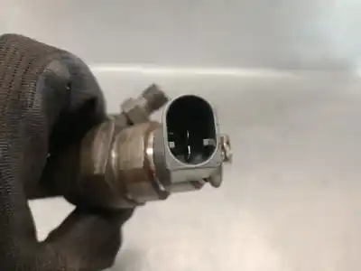 Second-hand car spare part injector for bmw 1 (e87) 118 d oem iam references 7798446 0445110289 bosch 