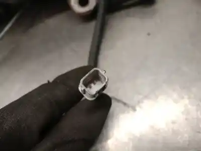 Second-hand car spare part front left knuckle for kia stonic (yb) 1.2 cvvt oem iam references 51715h8500  51715h8500