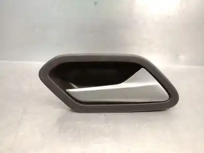 Tweedehands auto-onderdeel BINNEN VOOR RECHTS HANDVAT voor DACIA DUSTER (HM_)  OEM IAM-referenties 826723850R  