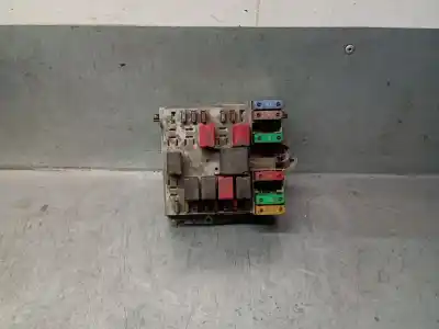 Pièce détachée automobile d'occasion BOÎTES À FUSIBLES pour FIAT STILO (192_)  Références OEM IAM 51759553  51759553