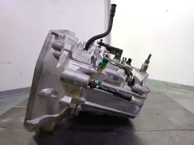 Автозапчастина б/у коробка передач для dacia duster (hm_) 1.0 tce 90 посилання на oem iam jt4027 a038064 320108995r