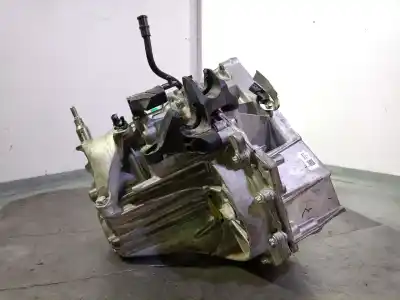 Автозапчастина б/у коробка передач для dacia duster (hm_) 1.0 tce 90 посилання на oem iam jt4027 a038064 320108995r