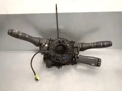 Recambio de automóvil de segunda mano de MANDO LUCES para DACIA DUSTER (HM_)  referencias OEM IAM 255673502R 1054062800 