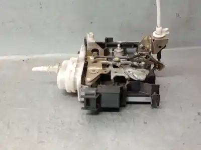 Автозапчасти б/у замок передней правой двери за audi a4 b5 (8d2) 1.9 tdi ссылки oem iam 4d1837016d  4d1837016d