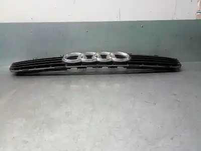 Автозапчасти б/у передняя решетка за audi a4 b5 (8d2) 1.9 tdi ссылки oem iam 8d0853651r  8d0853651r