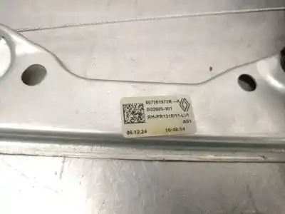 Автозапчастина б/у регулятор переднього правого скла для dacia duster (hm_) 1.0 tce 90 посилання на oem iam 807201973r  