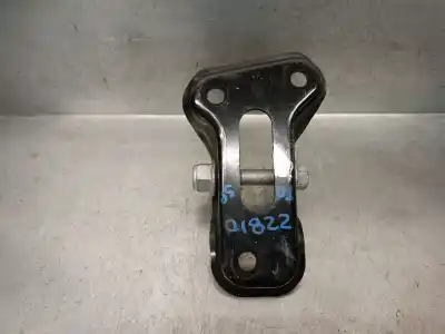 Second-hand car spare part rear left suspension arm support for land rover range rover evoque (l538) 2.0 d 4x4 oem iam references lr001176