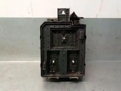 Second-hand car spare part fuse box unit for opel corsa e (x15) 1.3 cdti (08, 68) oem iam references 13430533aa  13430533aa