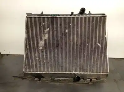 Автозапчастина б/у водяний радіатор для peugeot 307 (3a/c) 1.4 hdi посилання на oem iam 9647421480