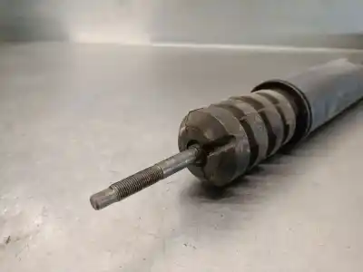 Second-hand car spare part rear left shock absorber for dacia duster (hs_) 1.5 dci (hsaj) oem iam references 562105043r e1010104 monroe 562105043r