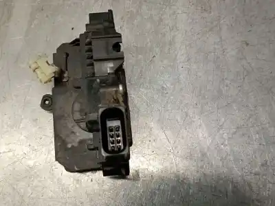 Автозапчастина б/у замок передніх дверей лівий для opel corsa e (x15) 1.3 cdti (08, 68) посилання на oem iam 13431841  135116