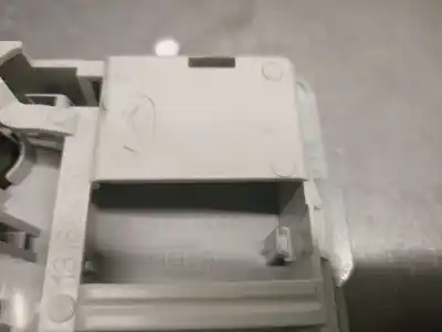 Автозапчастина б/у внутрішне світло для opel corsa e (x15) 1.3 cdti (08, 68) посилання на oem iam 13170644 510511640 hella 13170644