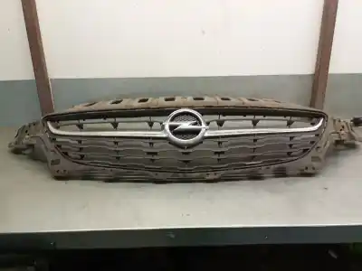 Автозапчастина б/у передня решіта для opel corsa e (x15) 1.3 cdti (08, 68) посилання на oem iam 39003576  1320280