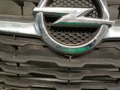 Автозапчастина б/у передня решіта для opel corsa e (x15) 1.3 cdti (08, 68) посилання на oem iam 39003576  1320280