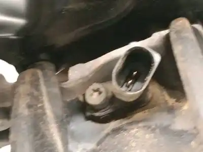 Автозапчасти б/у передняя правая кулачка за seat mii (kf1, ke1) 1.0 ссылки oem iam 1s0407256c  1s0407256c