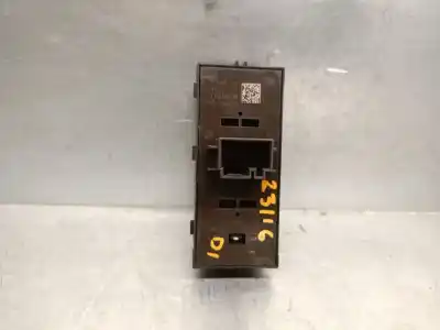 Second-hand car spare part left front power window switch for skoda rapid (nh3, nk3, nk6) 1.6 tdi oem iam references 6v1959857a   Second-hand car spare part left front power window switch for skoda rapid (nh3, nk3, nk6) 1.6 tdi oem iam references 6v1959857a