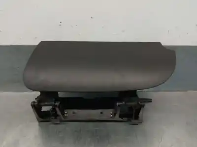 Pezzo di ricambio per auto di seconda mano SCATOLA DI GUANTI per LANCIA VOYAGER MONOSPACE (404_) 2.8 CRD (RT, 53) Riferimenti OEM IAM P1SV44DX9AG  