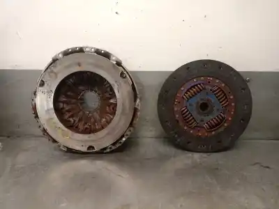 Peça sobressalente para automóvel em segunda mão kit de embreagem por hyundai i30 (gd) 1.6 crdi referências oem iam 4130032400