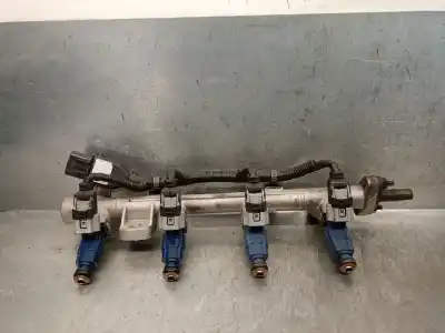 Pezzo di ricambio per auto di seconda mano RAMPA INIETTORI per KIA PICANTO I (SA) 1.1 Riferimenti OEM IAM 3530402900  