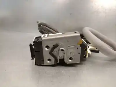 Автозапчастина б/у замок передній праві двері для jeep compass (mp, m6, mv, m7) 1.3 посилання на oem iam 52139900  52139900