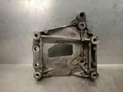 Recambio de automóvil de segunda mano de Soporte Motor para FIAT 500 (312_) 1.3 D MULTIJET (312AXB1A) referencias OEM IAM 73501350  73501349