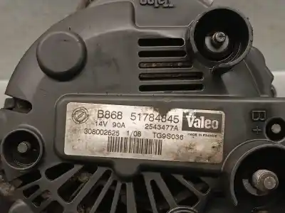 Автозапчастина б/у генератор для fiat 500 (312_) 1.3 d multijet (312axb1a) посилання на oem iam 51784845 2543477a valeo 