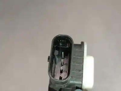 Автозапчасти б/у мотор открывания люков кондиционера за jeep compass (mp, m6, mv, m7) 1.3 ссылки oem iam 5877r1006  