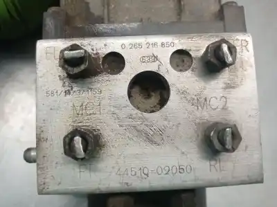 Peça sobressalente para automóvel em segunda mão abs por toyota corolla (_e12_) 1.4 d (nde120_) referências oem iam 4451002050 0265216850 4451002050