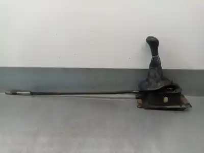 Pièce détachée automobile d'occasion Levier pour SEAT IBIZA (6K) 1.9 Diesel CAT (1Y) Références OEM IAM 6K0711116A  6K0711116A