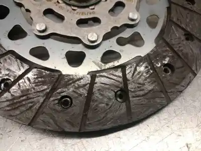 Pezzo di ricambio per auto di seconda mano kit frizione per dacia duster (hm_) 1.0 tce 90 riferimenti oem iam 302103230r c1077675 valeo 302051336r