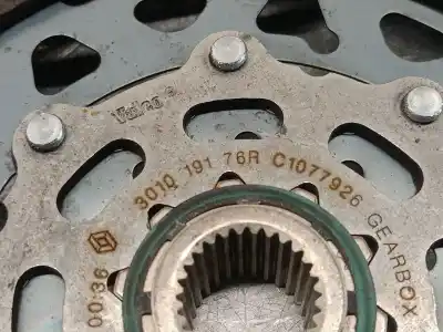 Pezzo di ricambio per auto di seconda mano kit frizione per dacia duster (hm_) 1.0 tce 90 riferimenti oem iam 302103230r c1077675 valeo 302051336r