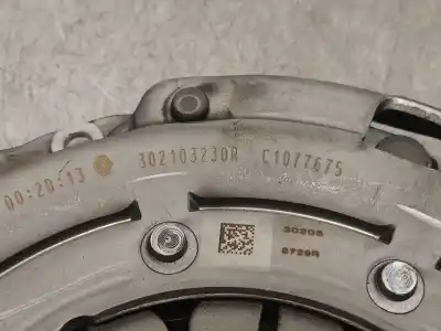 Pezzo di ricambio per auto di seconda mano kit frizione per dacia duster (hm_) 1.0 tce 90 riferimenti oem iam 302103230r c1077675 valeo 302051336r