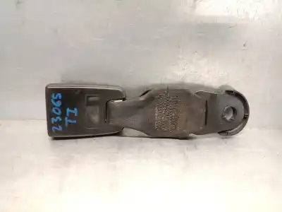 Автозапчасти б/у крюк для пояса за ford focus c-max (dm2) 1.6 tdci ссылки oem iam 1466561  1466561