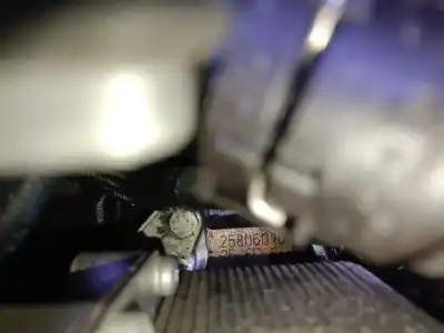 Peça sobressalente para automóvel em segunda mão motor completo por bmw 5 touring (e61) 525 d referências oem iam 256d2 25806016 11007789800