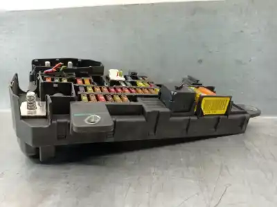Second-hand car spare part fuse box unit for bmw 5 touring (e61) 525 d oem iam references 690658808 518811062 