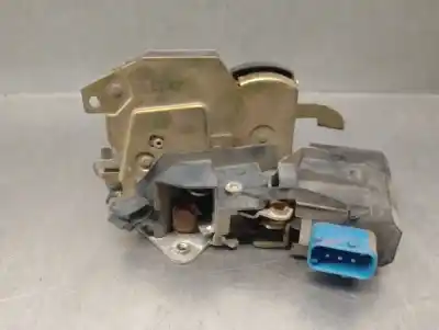 Second-hand car spare part rear right door lock for bmw 3 (e36) 318 tds oem iam references 51228122420  51228122420
