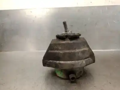 Second-hand car spare part left engine support for bmw 5 touring (e61) 525 d oem iam references 6774619  22116774619