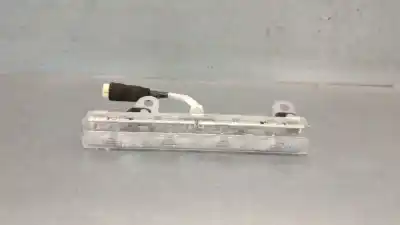 Peça sobressalente para automóvel em segunda mão farolim de travão central por toyota auris (_e15_) 1.33 dual-vvti (nre150_) referências oem iam 8100612010