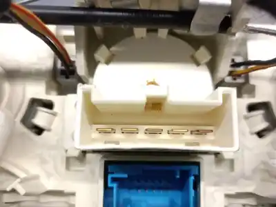 Second-hand car spare part heating / air conditioning control panel for opel corsa d (s07) 1.3 cdti (l08, l68) oem iam references 5e094010  6822108